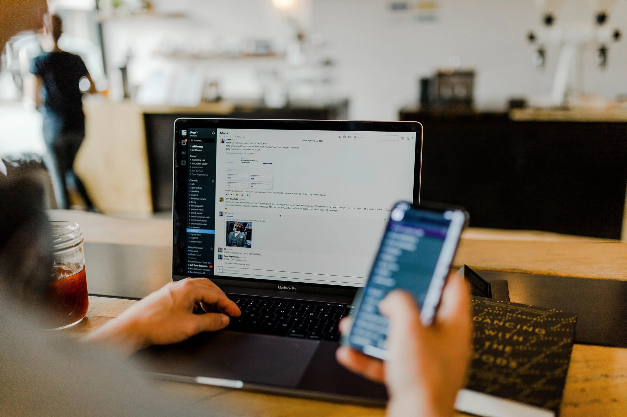Save & Close  WiFi vs Mobile Data: