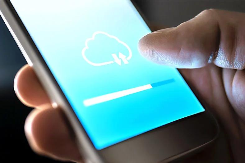 How To Choose the Right Mobile Phone Storage